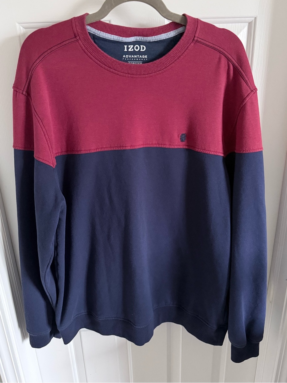 IZOD Fleece Lined Warm Men’s Two-Tone Crewneck Sweater - Burgundy Red & Navy